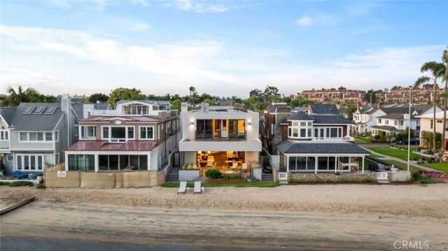 8 Beacon Bay, Newport Beach, CA 92660
