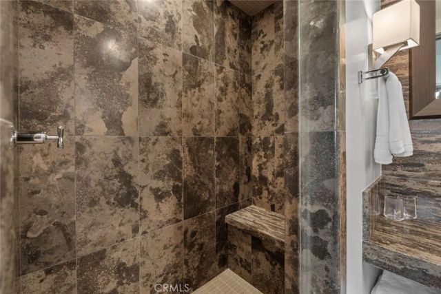 8 Beacon Bay, Newport Beach, CA 92660