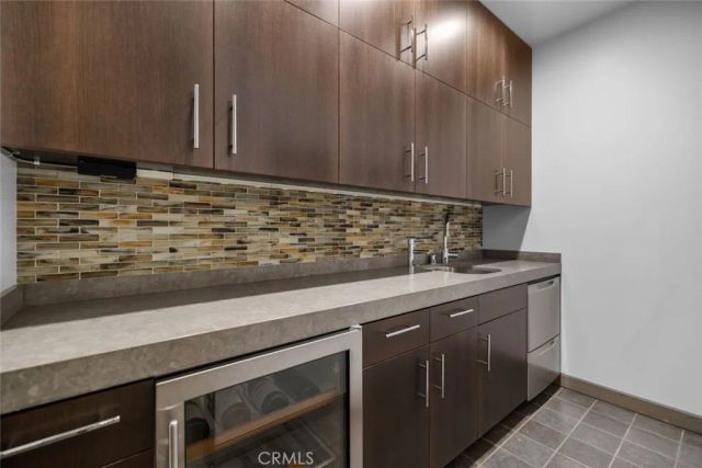 8 Beacon Bay, Newport Beach, CA 92660