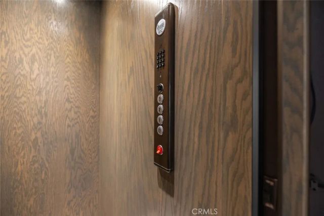 8 Beacon Bay, Newport Beach, CA 92660