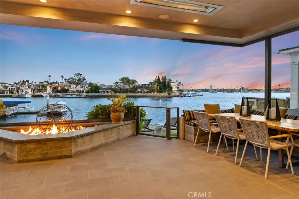 8 Beacon Bay, Newport Beach, CA 92660