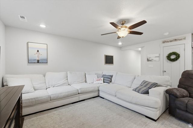 4958 S 475 W, Washington Terrace, UT 84405