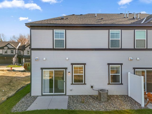 10515 Harbor Lane N, Maple Grove, MN 55369