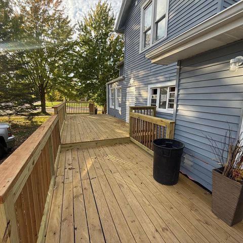 404 Sumner STREET, Genoa City, WI 53128