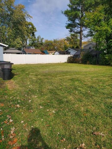 404 Sumner STREET, Genoa City, WI 53128