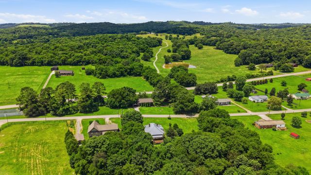 1641 Old Fayetteville Hwy, Lynchburg, TN 37352