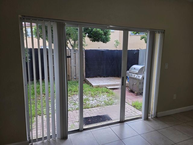 1575 NE 33 Avenue 101, Homestead, FL 33033