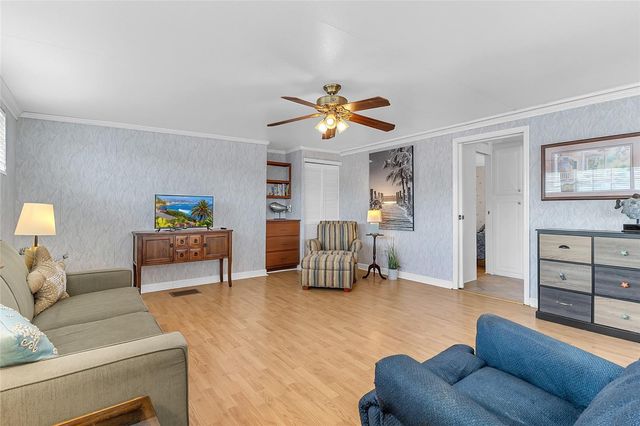 300 SKY CREST LOOP, Davenport, FL 33837