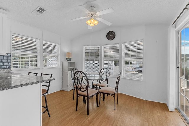 300 SKY CREST LOOP, Davenport, FL 33837