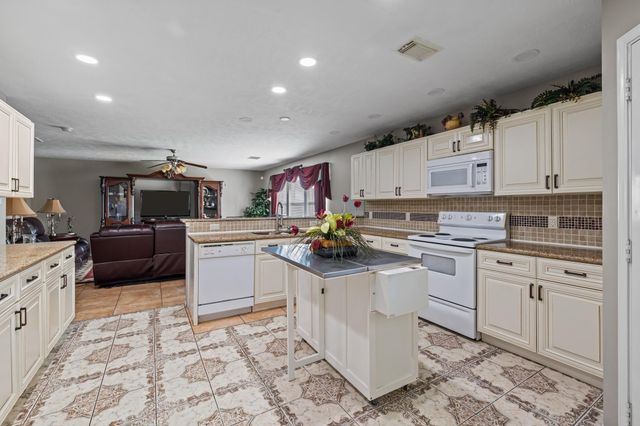 8115 Ginger Park Drive, Baytown, TX 77521