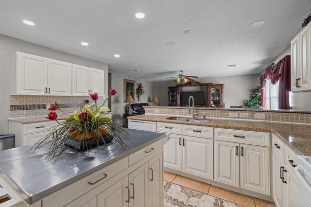 8115 Ginger Park Drive, Baytown, TX 77521