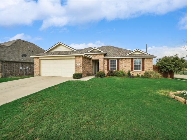 5015 Spruce Street, Krum, TX 76249