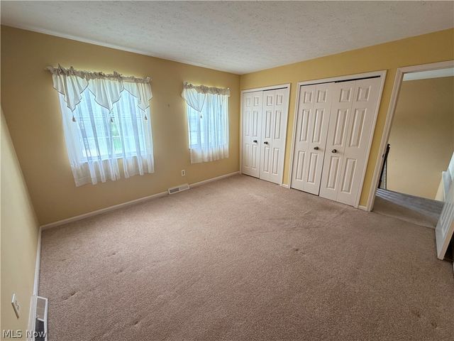 27111 Newton Circle, North Olmsted, OH 44070