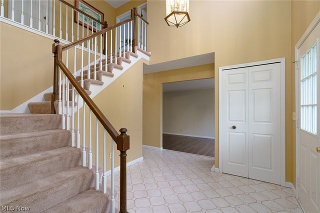 27111 Newton Circle, North Olmsted, OH 44070