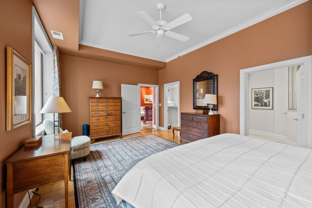 30 W Erie Street 1002, Chicago, IL 60654