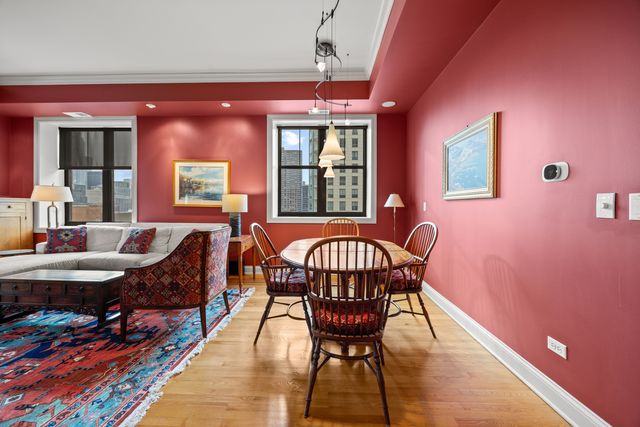 30 W Erie Street 1002, Chicago, IL 60654