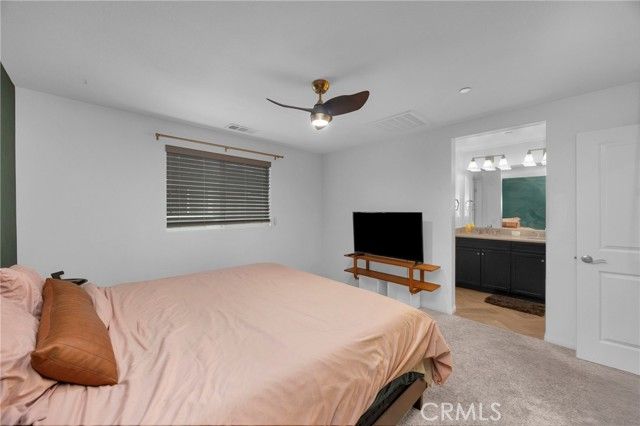 14865 W Maple Ter, Panorama City (los Angeles), CA 91402