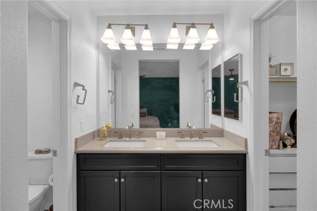 14865 W Maple Ter, Panorama City (los Angeles), CA 91402