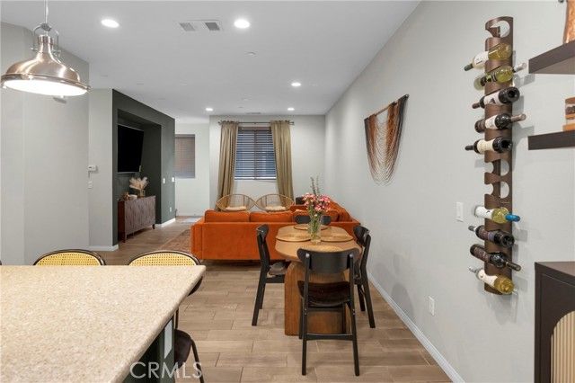 14865 W Maple Ter, Panorama City (los Angeles), CA 91402