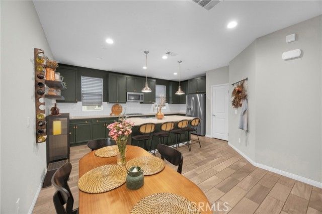 14865 W Maple Ter, Panorama City (los Angeles), CA 91402