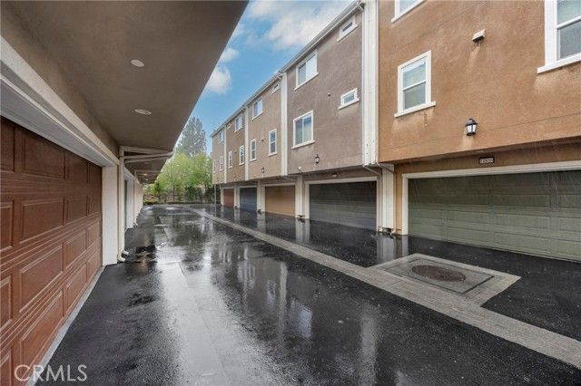 14865 W Maple Ter, Panorama City (los Angeles), CA 91402