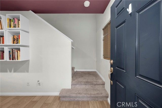 14865 W Maple Ter, Panorama City (los Angeles), CA 91402