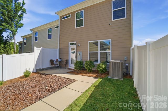 1012 Township Parkway, Belmont, NC 28012