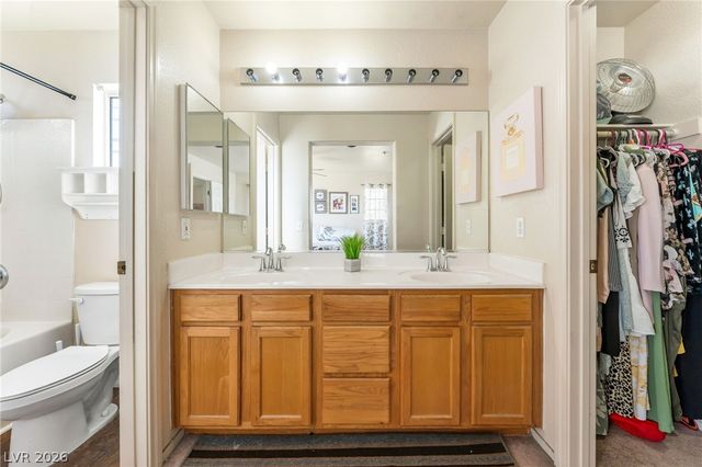 4803 Leadership Court, North Las Vegas, NV 89031