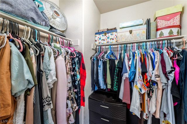 4803 Leadership Court, North Las Vegas, NV 89031