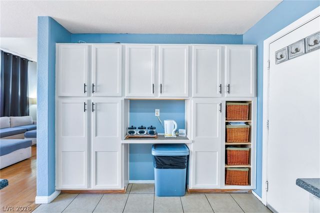 4803 Leadership Court, North Las Vegas, NV 89031