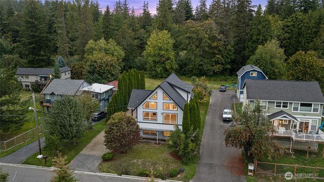 38130 SE Northern Street, Snoqualmie, WA 98065