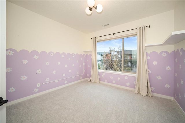 2023 W Summit Pkwy Ave, Spokane, WA 99201