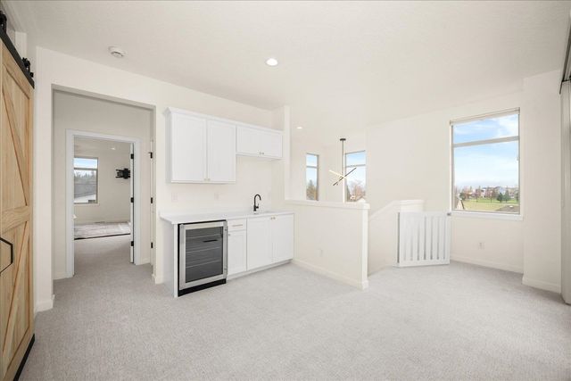 2023 W Summit Pkwy Ave, Spokane, WA 99201