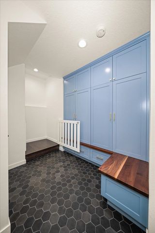 2023 W Summit Pkwy Ave, Spokane, WA 99201