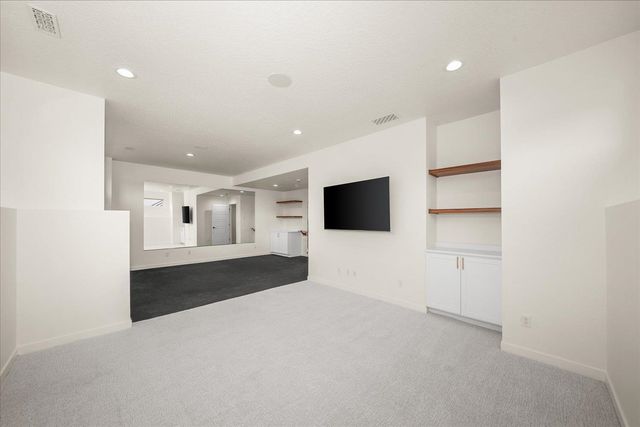 2023 W Summit Pkwy Ave, Spokane, WA 99201