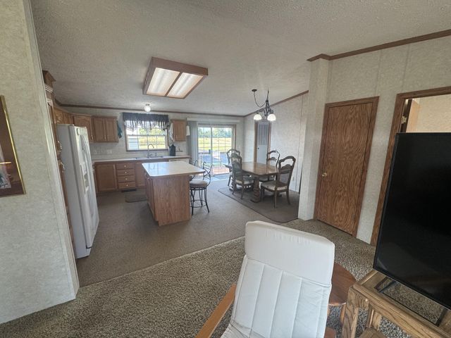 1601 State Highway B B, Crane, MO 65633
