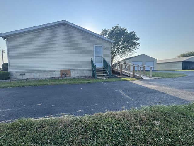 1601 State Highway B B, Crane, MO 65633