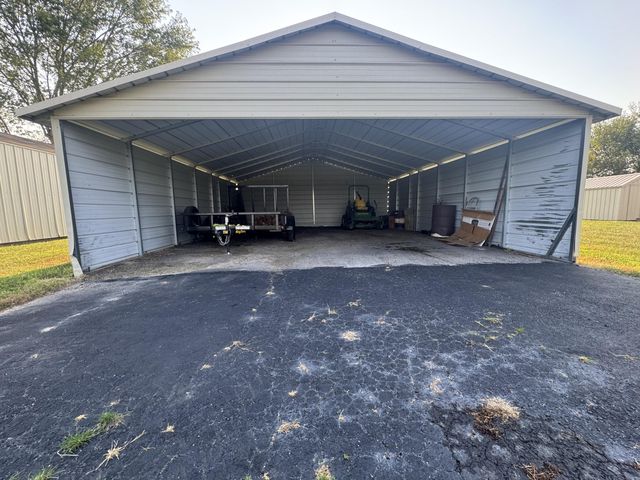 1601 State Highway B B, Crane, MO 65633