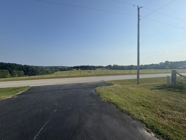 1601 State Highway B B, Crane, MO 65633