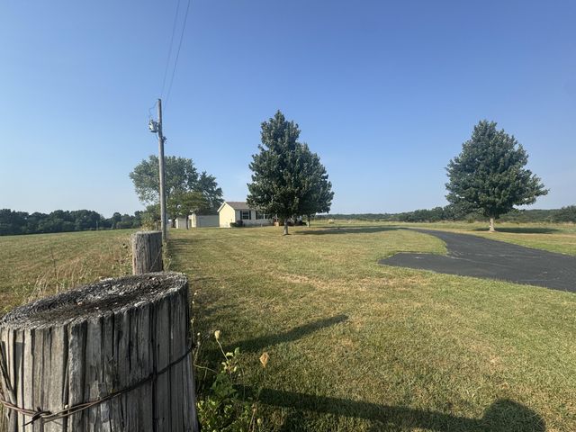 1601 State Highway B B, Crane, MO 65633