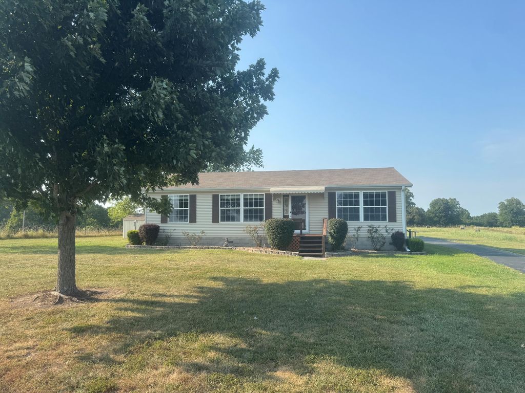1601 State Highway B B, Crane, MO 65633