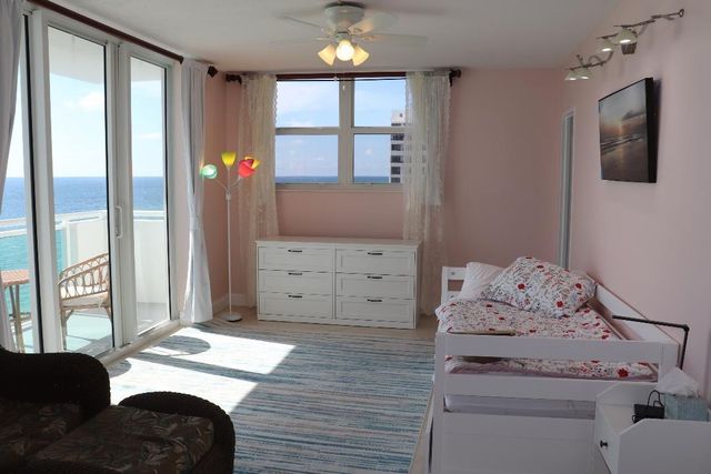 3001 S Ocean Drive 1011, Hollywood, FL 33019