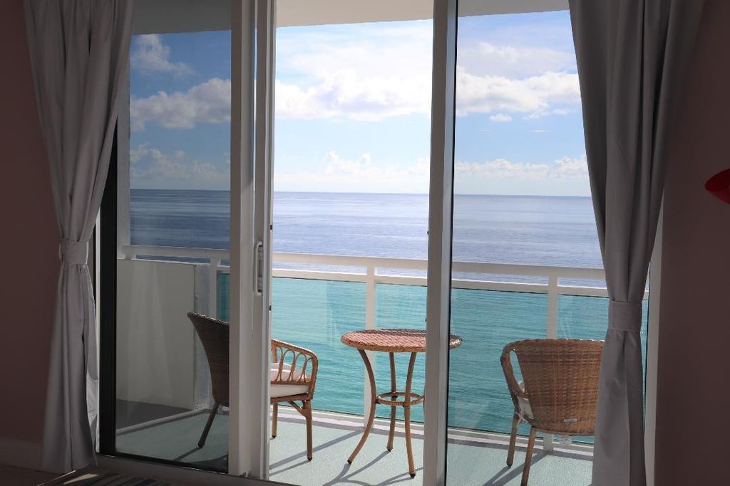 3001 S Ocean Drive 1011, Hollywood, FL 33019