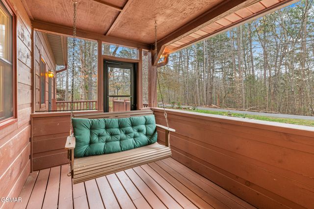 3820 Saddle Brook Way, Sevierville, TN 37862