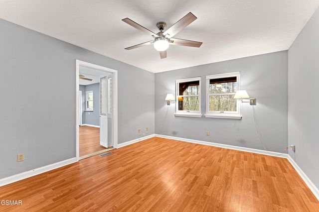 3820 Saddle Brook Way, Sevierville, TN 37862