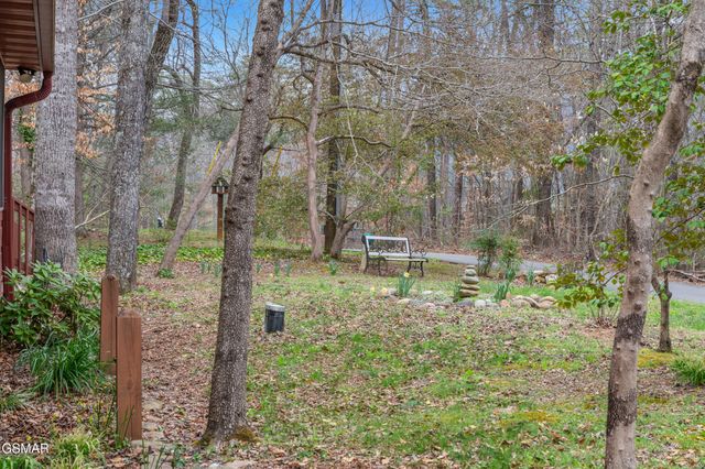 3820 Saddle Brook Way, Sevierville, TN 37862