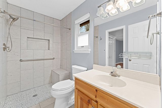 3820 Saddle Brook Way, Sevierville, TN 37862