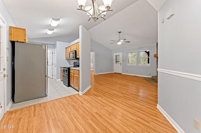 3820 Saddle Brook Way, Sevierville, TN 37862
