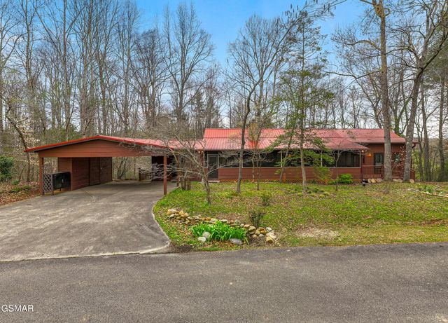3820 Saddle Brook Way, Sevierville, TN 37862
