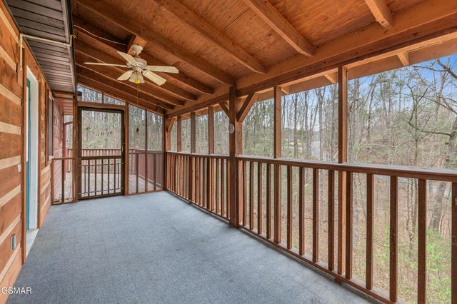 3820 Saddle Brook Way, Sevierville, TN 37862